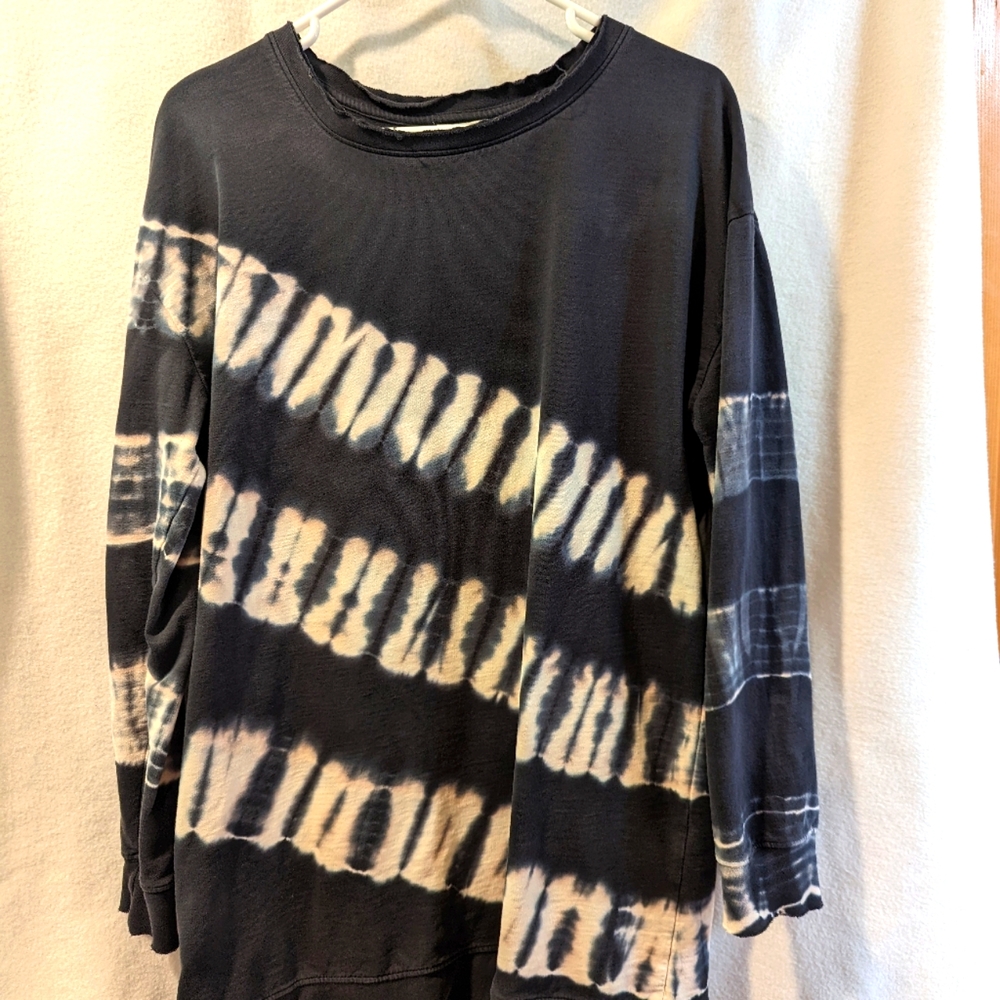 Distressed organic cotton Yes And sweatshirt in grey and cream